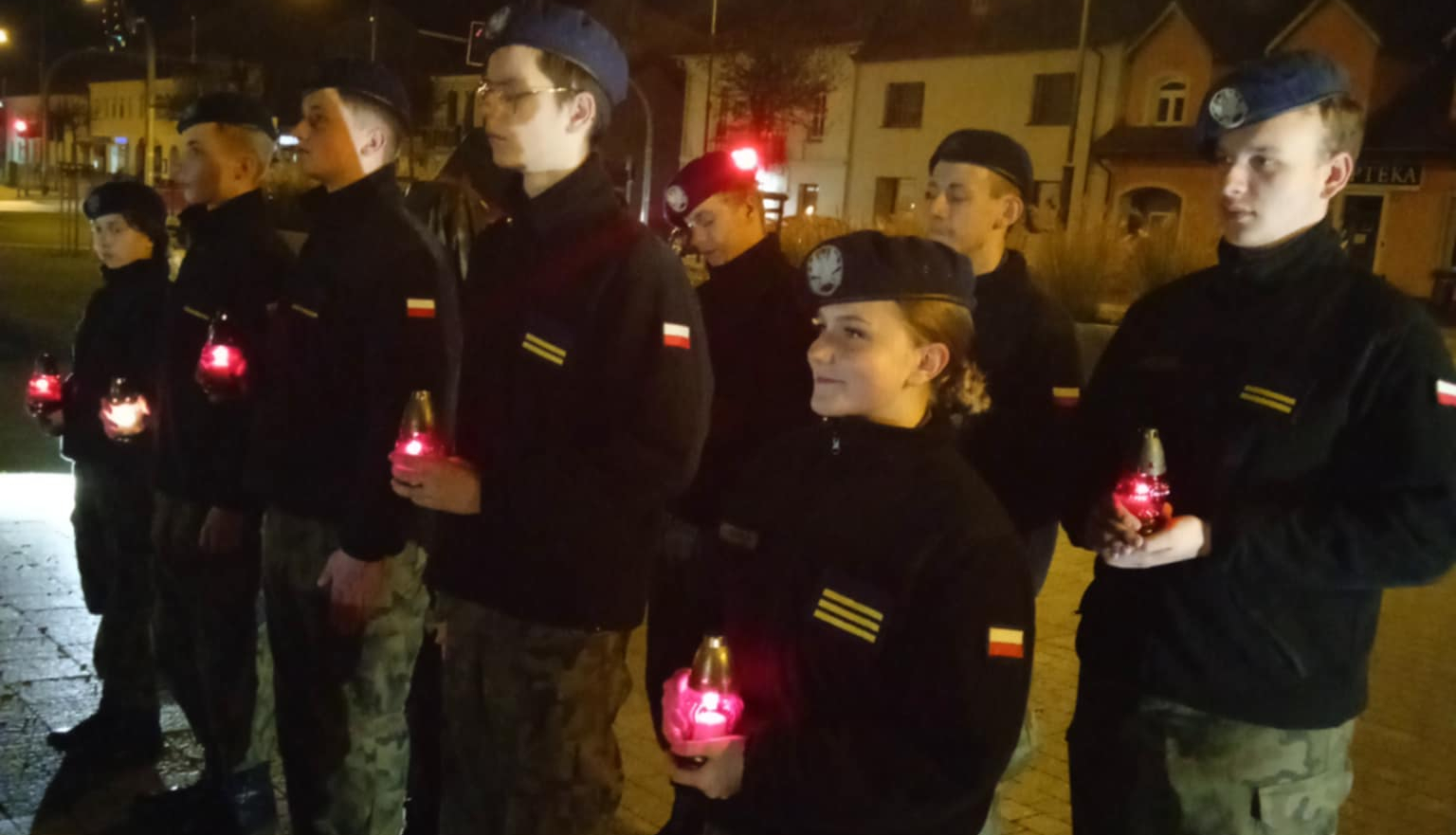 Światełko pamięci w Wojniczu – hołd dla bohaterów 