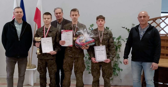 Sukces naszych uczniów w Trójboju obronny  o „Puchar Dyrektora CKiW OHP ”