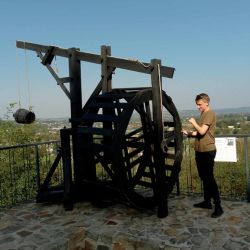 461682287 1039186458005013