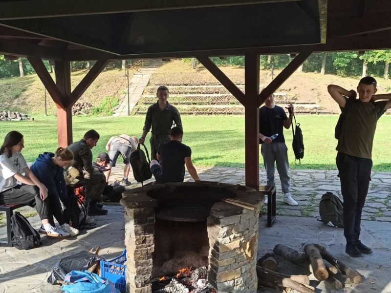 461793657 1039186734671652