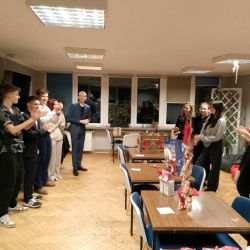 462565387 3843352075926276