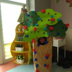 287198302 993692001293084