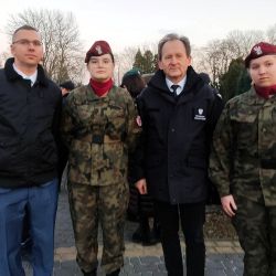 331845159 150560627869645