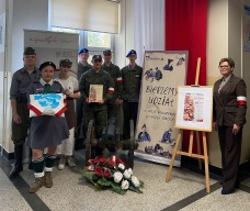 100 LAT – HISTORIA, KTÓRA WCIĄŻ TRWA