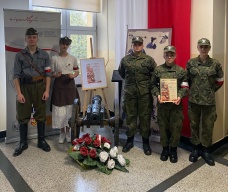 100 LAT – HISTORIA, KTÓRA WCIĄŻ TRWA