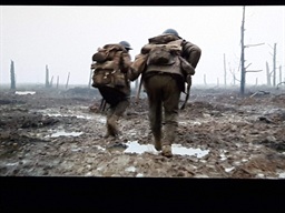 Młodzież ZSLiT w Wojniczu na seansie filmowym „1917”, w Kinie „WAWEL” — fotografia 5